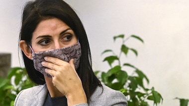 Virginia Raggi è positiva al Coronavirus: "Sto bene, non ho alcun sintomo"