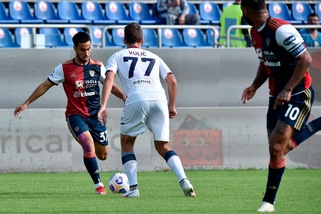 Cagliari, Di Francesco pensa a Ounas titolare