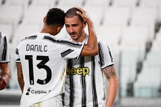 Pirlo, due solidi nel calcio liquido: Bonucci e Danilo