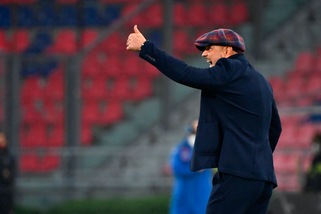 Bologna, Mihajlovic: "Avremmo meritato un pareggio"
