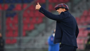 Bologna, Mihajlovic: "Avremmo meritato un pareggio"