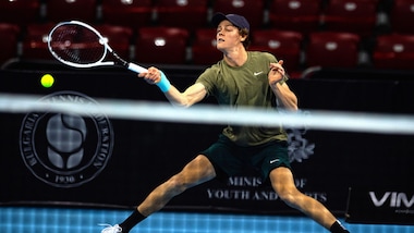 Sofia Open, Sinner in semifinale. Sconfitto De Minaur