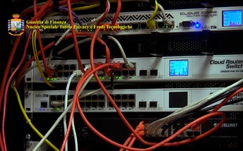 Siti e canali oscurati per pirateria online: i clienti rischiano fino a 25.800 euro di multa