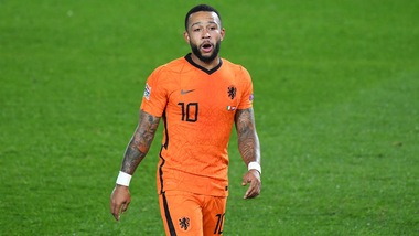 Lione, Depay chiama il Barcellona: "A chi non piacerebbe giocarci..."