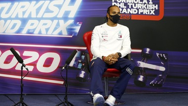 GP Turchia, Hamilton: "Settimo titolo? Preferisco migliorare le condizioni di vita delle persone"