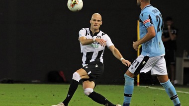 Udinese, rinnovo fino al 2023 per Nuytinck