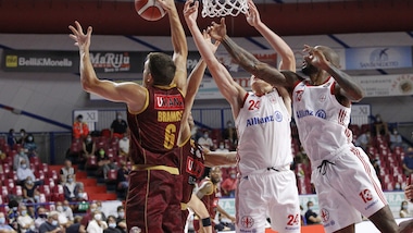 Coronarvirus, la Lega rinvia le partite di Venezia e Pesaro