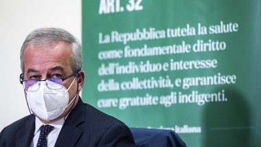 Coronavirus, Locatelli: "Situazione critica, ma curva in decelerazione"