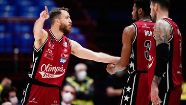 Olimpia Milano riprende gli allenamenti: domani il derby con Cantù