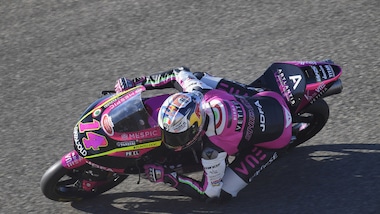 Gp Valencia, Moto3: Arbolino trionfa e accorcia su Arenas