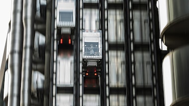 Covid, l'ascensore che elimina il virus