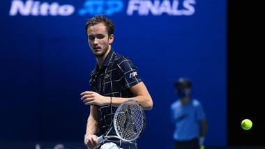 ATP Finals, Medvedev batte Zverev all'esordio