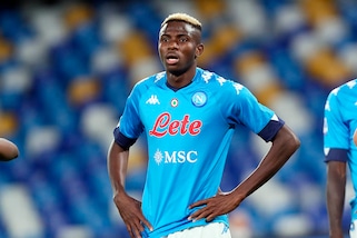Napoli, report Osimhen: lussazione alla spalla