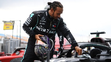 F1, Hamilton: "Sono il migliore e merito rispetto"