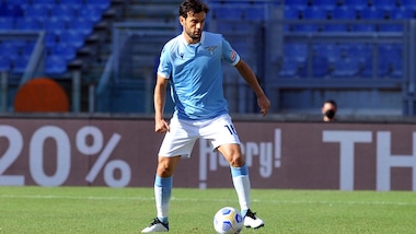 Lazio, Parolo: "Grande gruppo! E le polemiche non ci toccano"