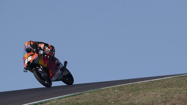 GP Portogallo: super Fernandez in Moto3, Arenas vince il titolo