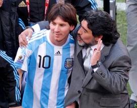 Maradona, Messi: "Non se ne va davvero, Diego è eterno"