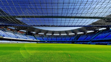 Maradona, pronta proposta formale per dedicargli il San Paolo