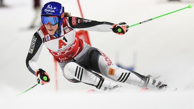 Coppa del mondo sci, Vlhova trionfa anche nel parallelo