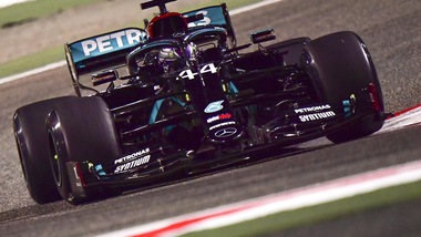 GP Bahrain: Hamilton super anche nelle FP2, Ferrari fuori dalla Top Ten
