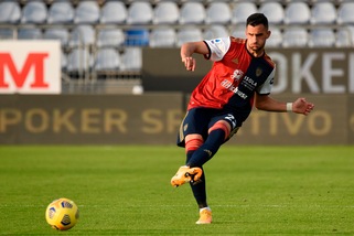 Cagliari verso lo Spezia: in tre hanno lavorato a parte