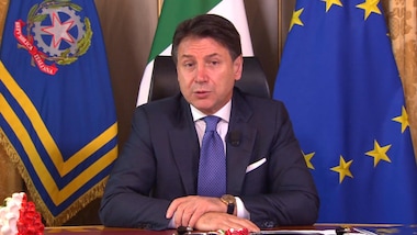 Nuovo Dpcm in arrivo: verso Natale con Regioni blindate e ristoranti chiusi