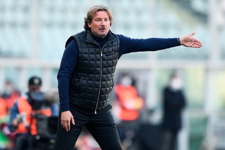 Stroppa: "Bologna molto forte, ma il Crotone vuole fare punti"