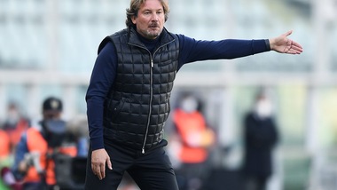 Stroppa: "Bologna molto forte, ma il Crotone vuole fare punti"