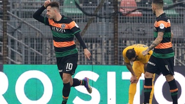 Volano Venezia, Pordenone e Cittadella. L'Empoli frena con il Vicenza