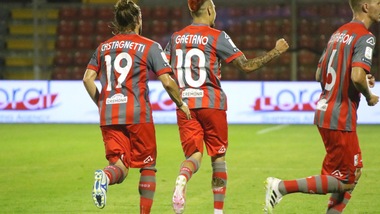 Diretta Reggiana-Cremonese dalle 15: probabili formazioni e dove vederla in tv