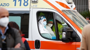 Coronavirus, 20.648 nuovi casi e 541 morti in Italia