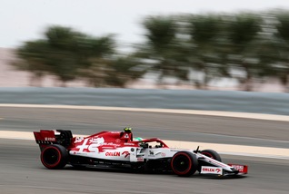 F1, Giovinazzi: "Grosjean? Sport pericolo, Halo gli ha salvato la vita"