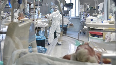 Coronavirus in Italia: 785 morti, ma calano i ricoveri