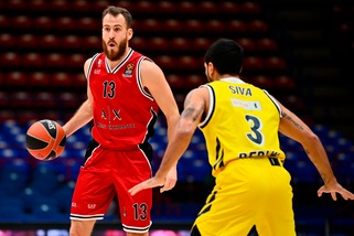 Milano, continua la corsa ai playoff in Eurolega: 75-55 all'Alba Berlino