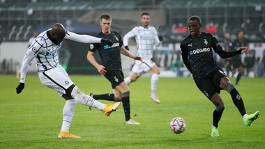Borussia Mönchengladbach-Inter 2-3: doppio Lukaku, Conte ancora vivo