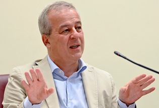 Locatelli: "Entro fine estate 2021 saremo tutti vaccinati contro il Coronavirus"