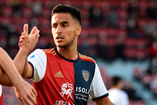 Cagliari, Ounas positivo al coronavirus: è il quinto tra i rossoblù