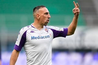 Fiorentina, la carica di Ribery: "Alzati e non mollare mai"