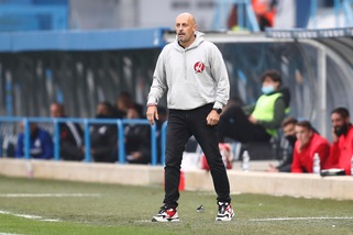 Diretta Vicenza-Cosenza dalle 21: probabili formazioni e dove vederla in tv