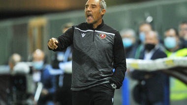 Serie B, squalificato l'allenatore della Reggina Toscano