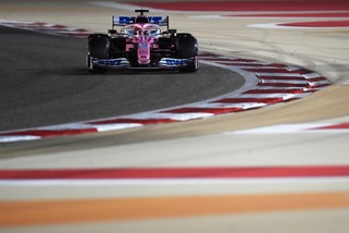 Gp Sakhir: Perez trionfa, la Mercedes la butta via. Leclerc si ritira subito