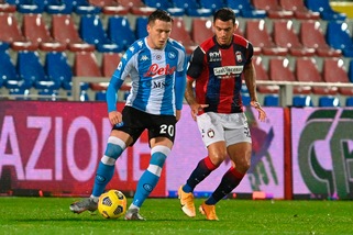 Crotone-Napoli 0-4, il tabellino