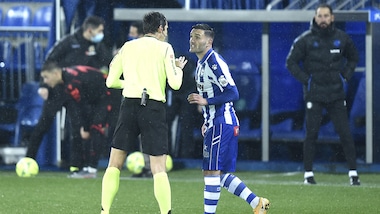 Liga, frena la Real Sociedad: 0-0 con l'Alavés. Infortunio per David Silva