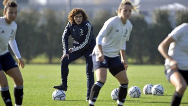 La Juve vola in Serie A, attesa per la sfida di Champions con il Lione