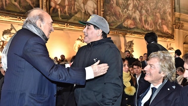 Ferlaino: "Maradona? Bisogna abituarsi alla sua scomparsa"