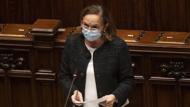 Lamorgese lascia il Consiglio dei Ministri: è positiva al Covid