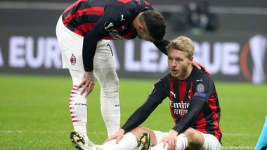 Milan, Kjaer scalpita e punta il Sassuolo