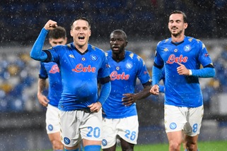 Napoli, pareggio e qualificazione. La Roma baby va ko a Sofia