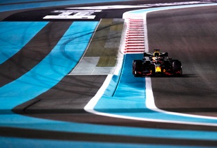 GP Abu Dhabi: Verstappen vola nelle FP3, Ferrari fuori dai dieci
