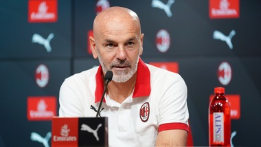Pioli: "Paolo Rossi un campione di 'normalità'. Ibra torna per Genoa-Milan"